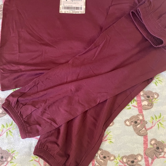 Kate Quinn Relaxed Jogger Set - Picture 2 of 6